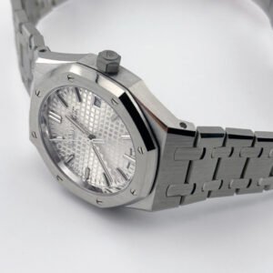 Audemars Piguet Royal Oak 77350ST.OO.1261ST.01 Stainless Steel Silver-Toned Dial - Image 5