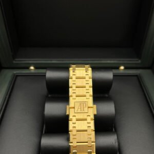 Audemars Piguet Royal Oak Jumbo Extra Thin 50th Anniversary "Smoked Gold" 2022 16202BA.OO.1240BA.01 - WatchesOff5thWatch - Image 7