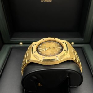Audemars Piguet Royal Oak Jumbo Extra Thin 50th Anniversary "Smoked Gold" 2022 16202BA.OO.1240BA.01 - WatchesOff5thWatch - Image 6